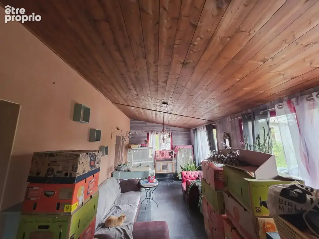 Maison de campagne avec dépendances et terrain proche des commodités - photo 14