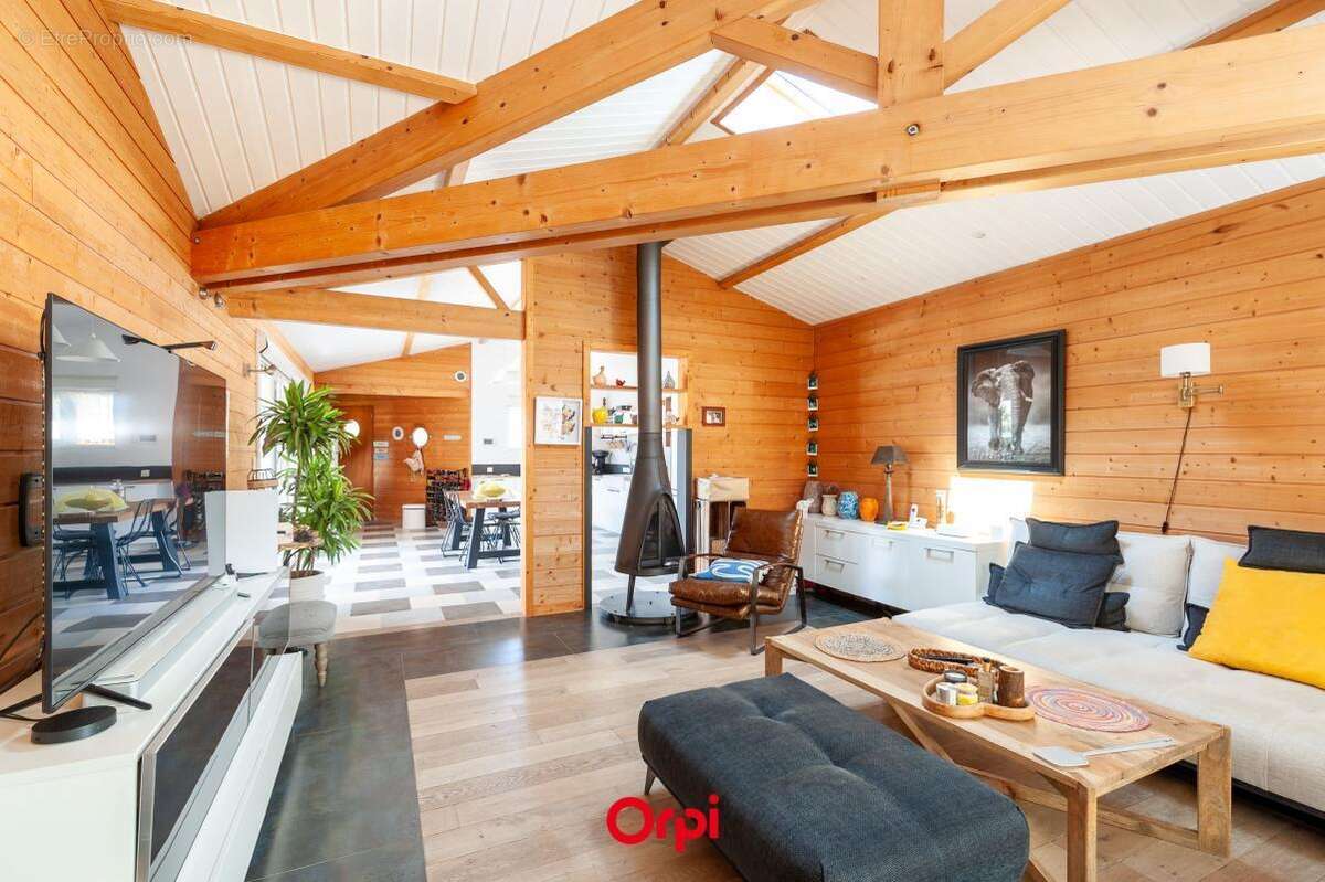 Maison familiale de plain-pied avec piscine! - photo 5