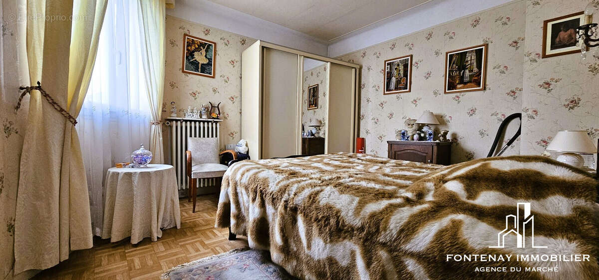 Maison à SAINT-MAUR-DES-FOSSES