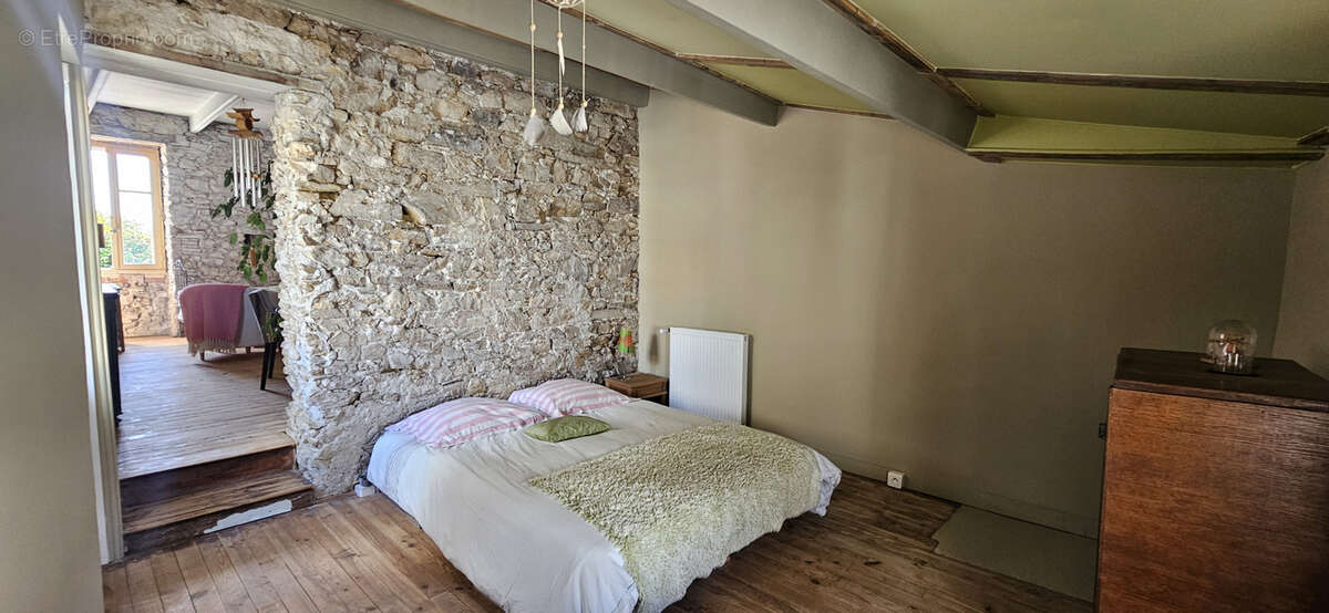 Maison à LA MONTAGNE