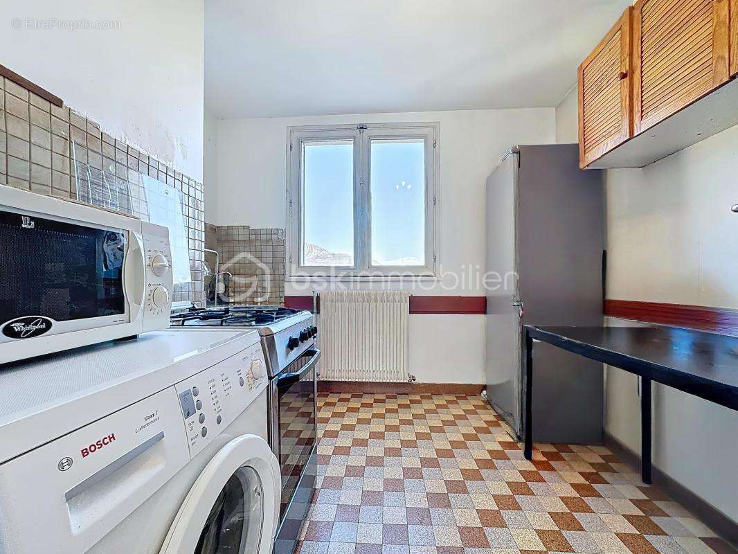 Appartement à FONTAINE