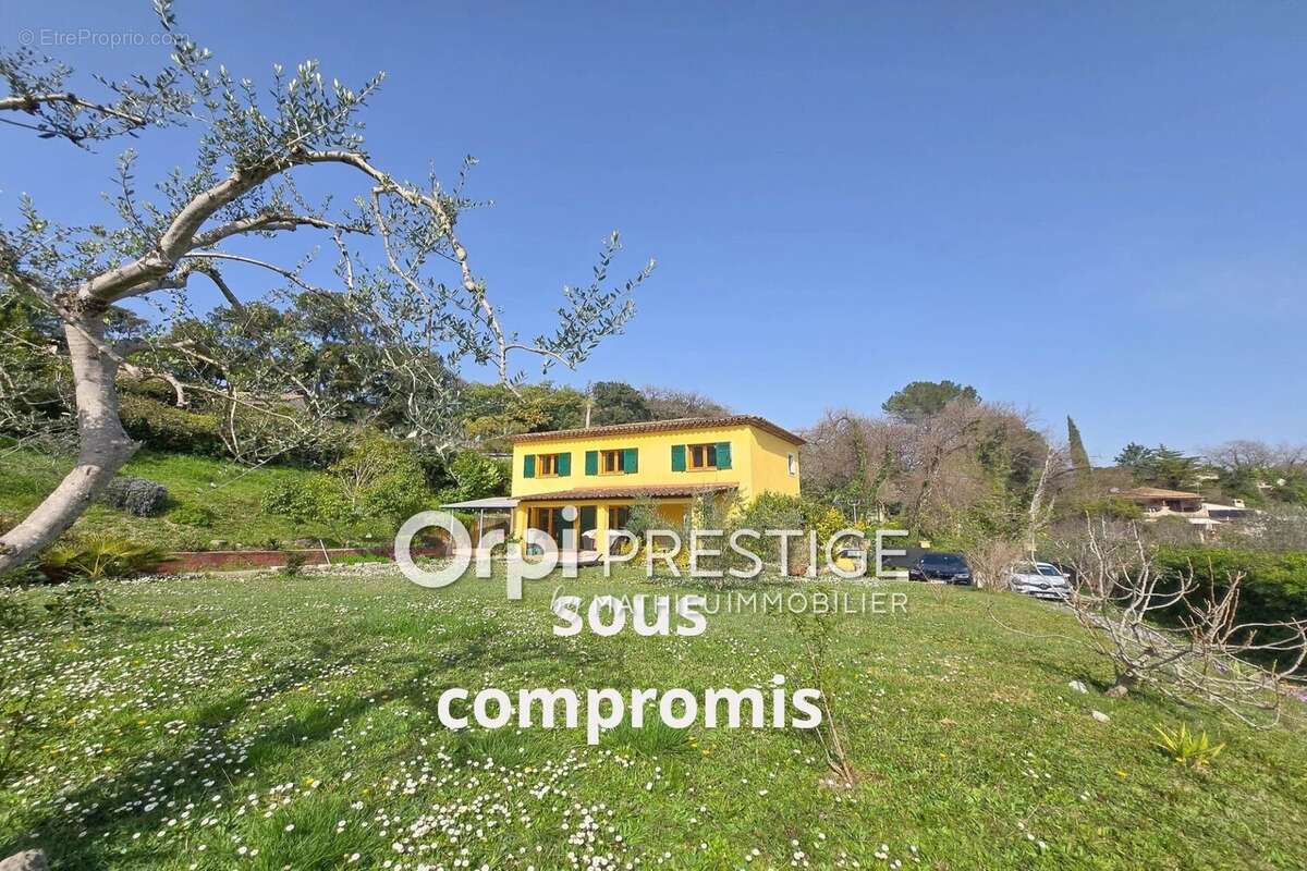 Maison à BIOT