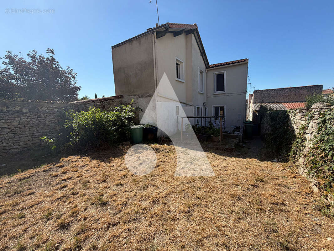 Maison Niort 3 pièce(s) 56 m2 - photo 9