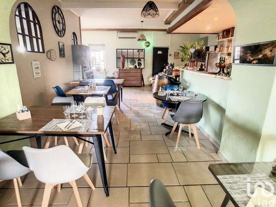 Photo 5 - Commerce à SAINT-GENIES