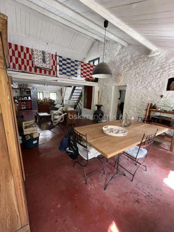 Maison à FERRALS-LES-MONTAGNES