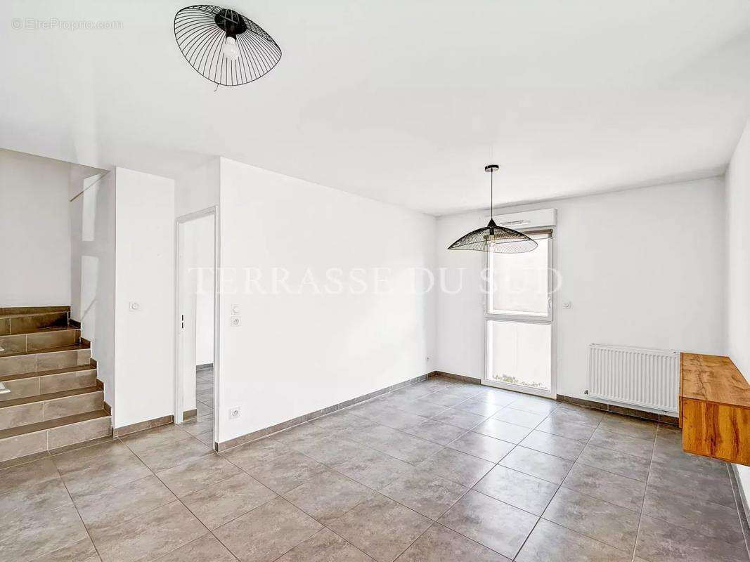 Appartement à LES PENNES-MIRABEAU