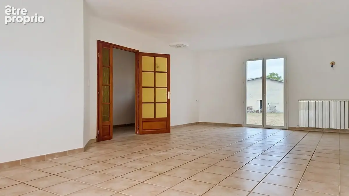 Maison 111 m² à Puygouzon  - photo 8