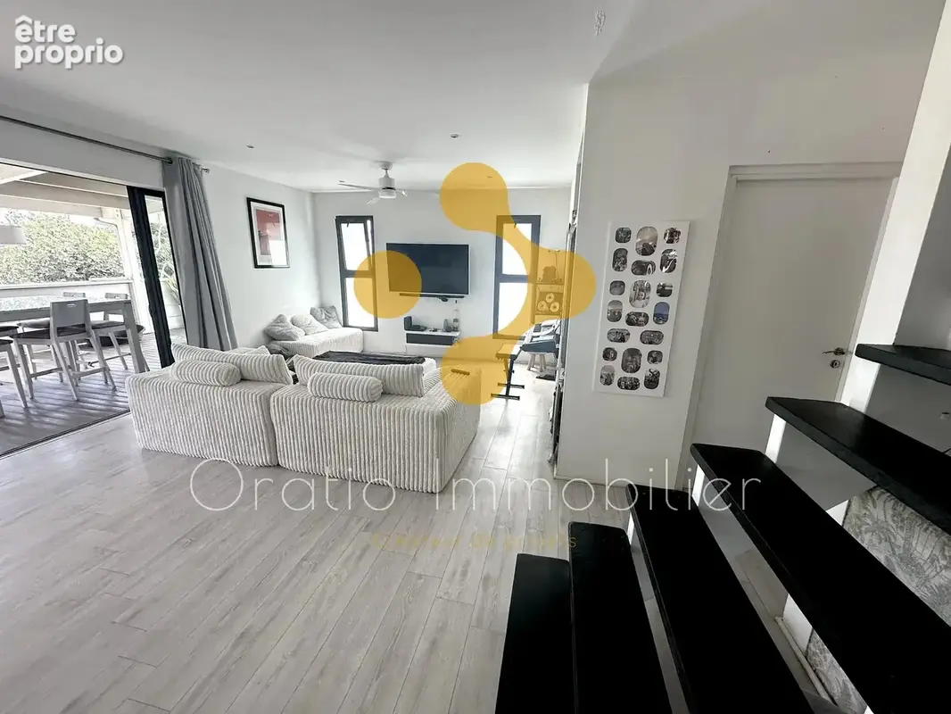 Maison 5 pièces 152 m² à vendre à Saint-Paul (97434) - photo 3