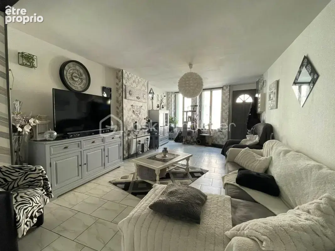 Maison avec 3 chambres et un garage - photo 2