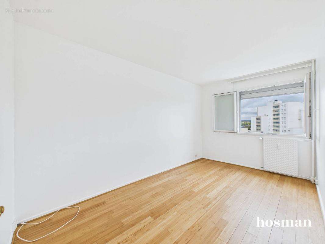 Appartement à GENNEVILLIERS