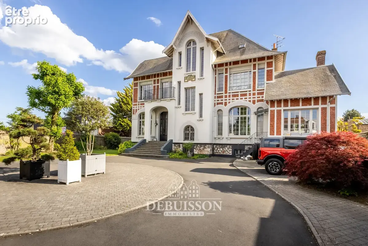 Photo Maison à Arras au prix de 1 210 000€