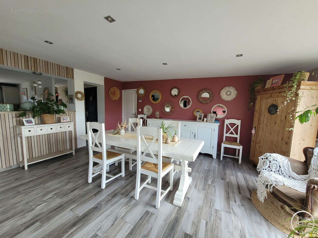 Maison à NIELLES-LES-CALAIS