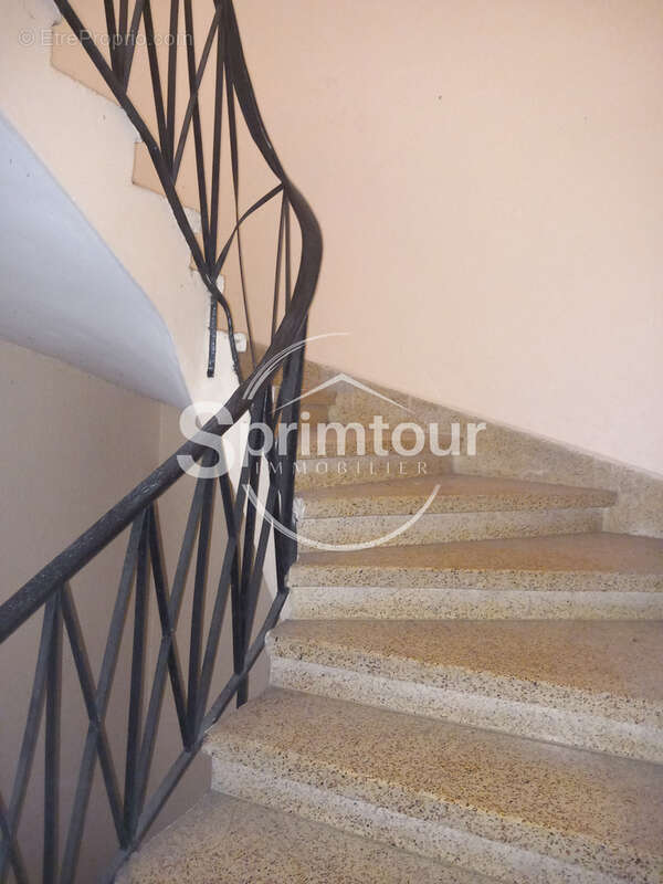 Appartement à POINTE-A-PITRE