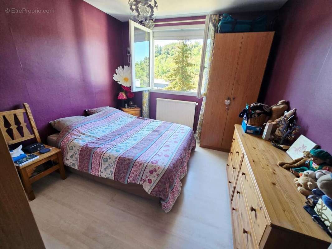 Appartement 75 m² à Saint-Etienne  - photo 7