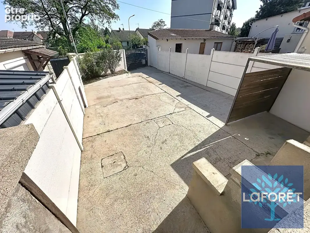 Appartement duplex 70 m² avec extérieur de 80 m² Sans charges de copropriété - photo 10