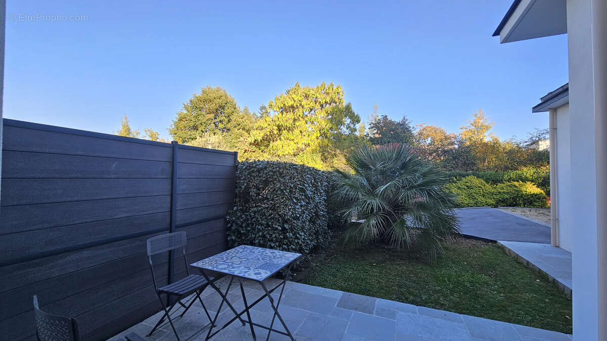 Maison à SAINT-ERBLON