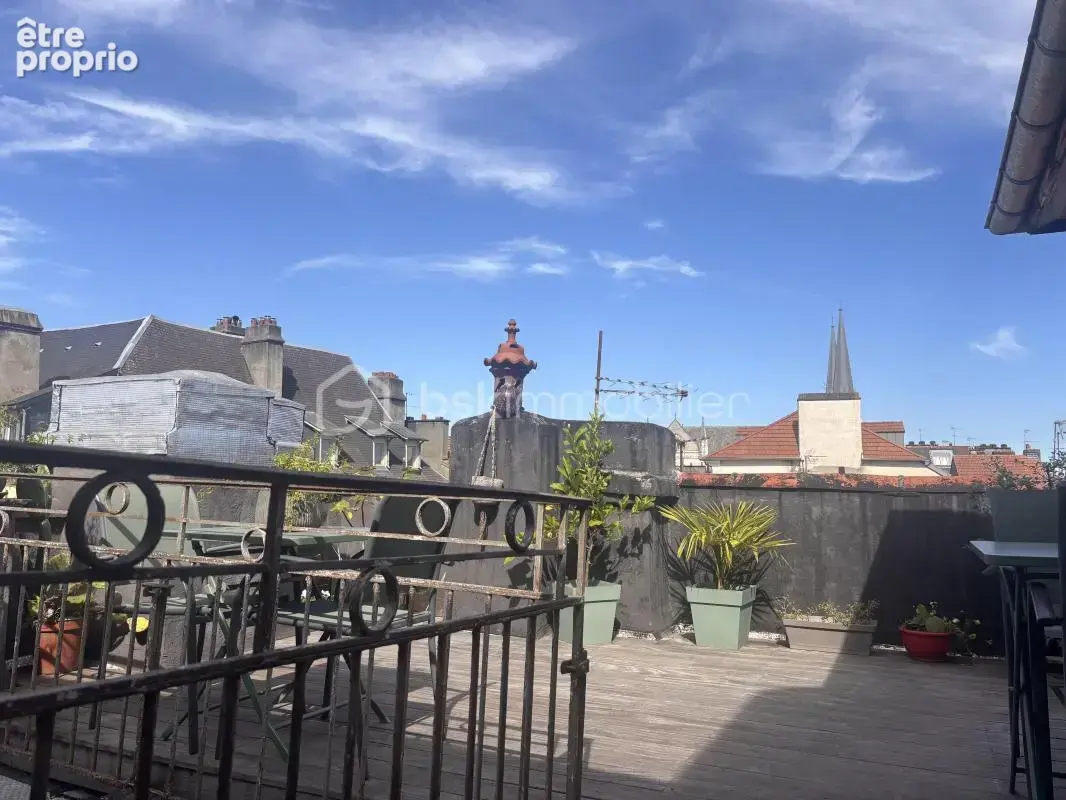 Pau centre - dernier etage -terrasse 18 m2- esprit 'roof top' - photo 3