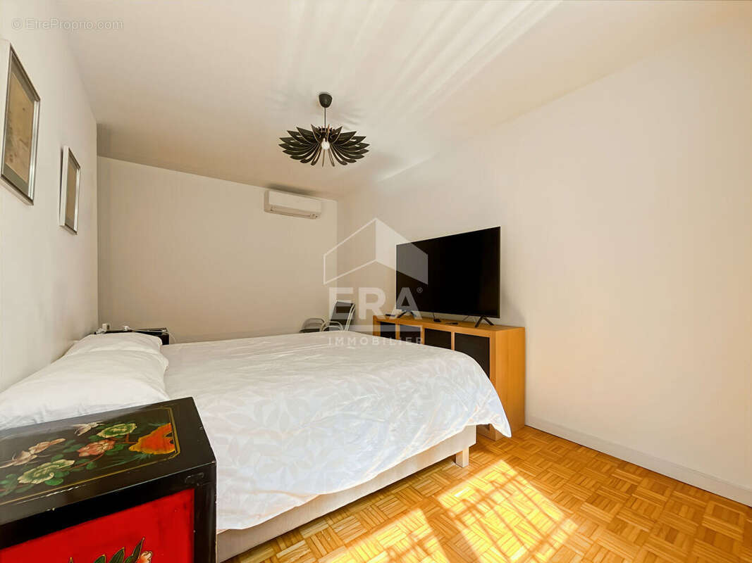 Appartement à MARSEILLE-4E