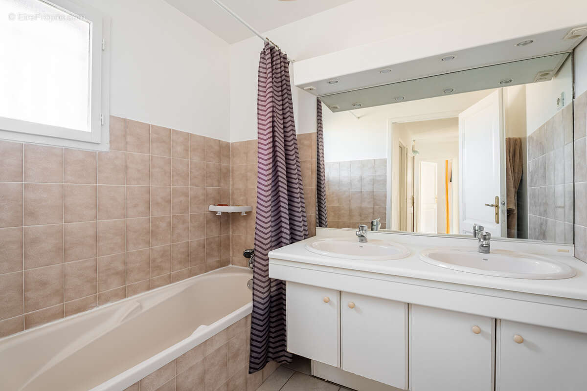 Maison à LA DESTROUSSE