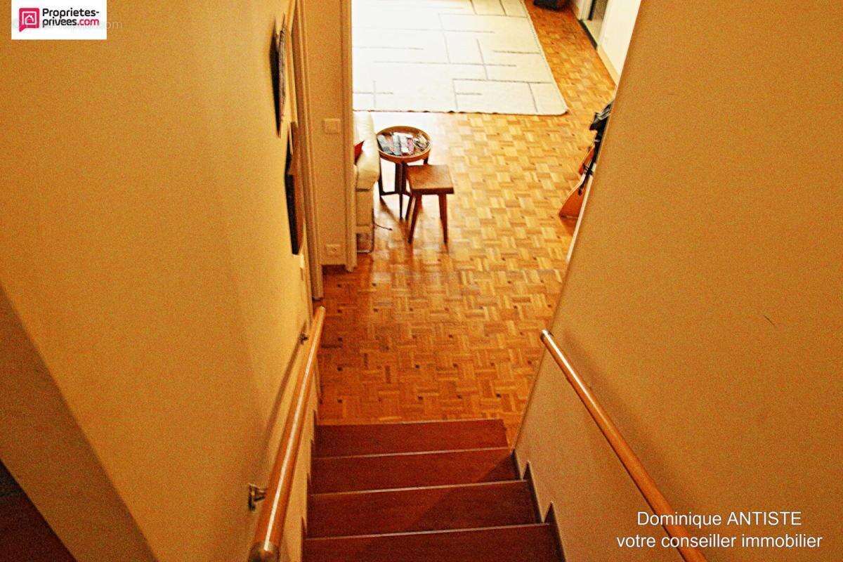 Appartement  Duplex Pantin 4 pièce(s) 116 m2 avec  cave et parking - photo 7