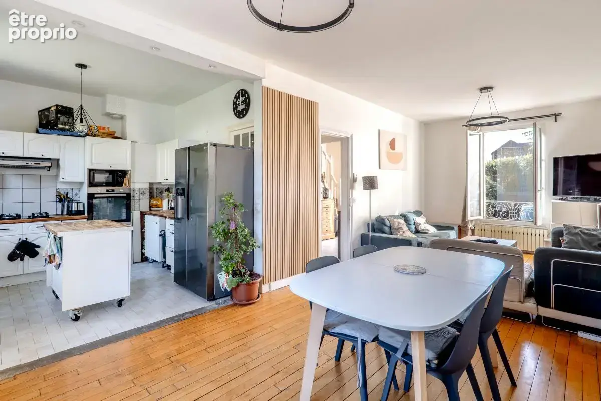 Maison familiale non mitoyenne – 125 m² – 6 pièces – 4 chambres – Centre-ville de Houilles - photo 3