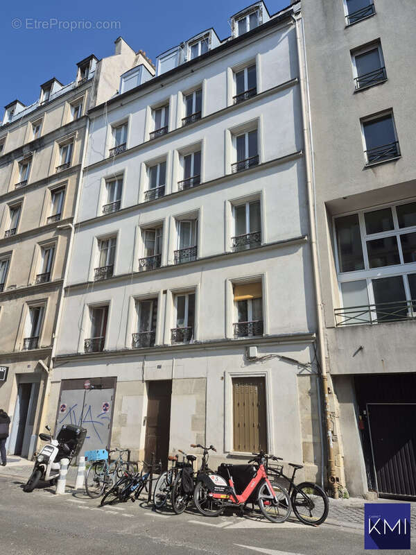 Appartement à PARIS-11E