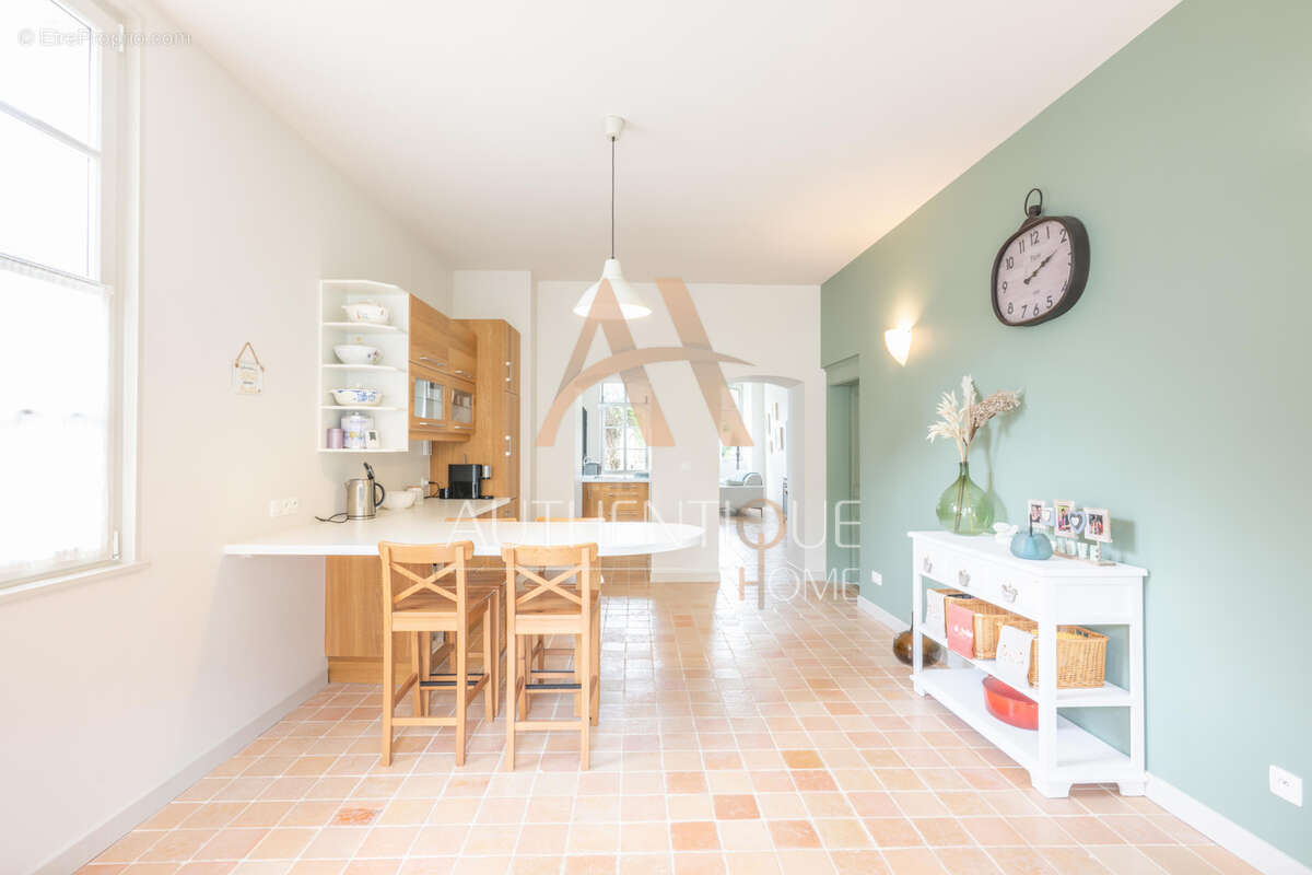 Magnifique maison de maître à Mouthier hautepierre - photo 2
