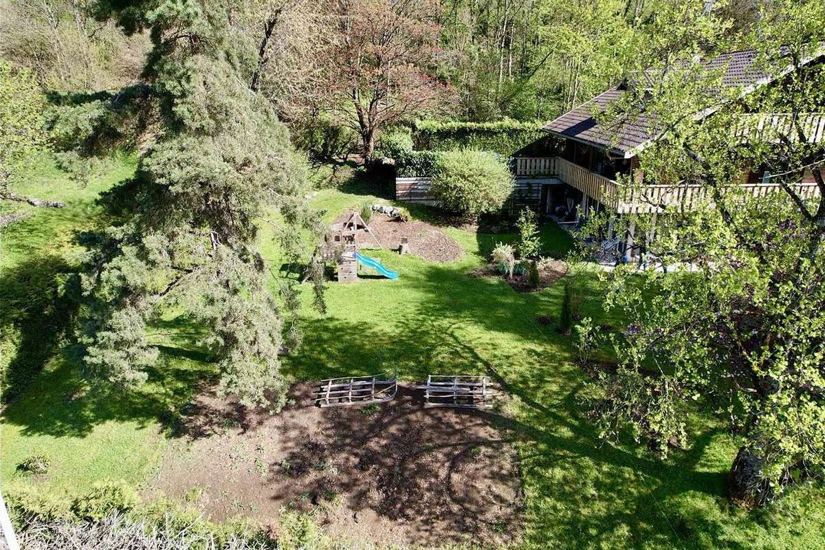 Terrain à SAINT-JEOIRE