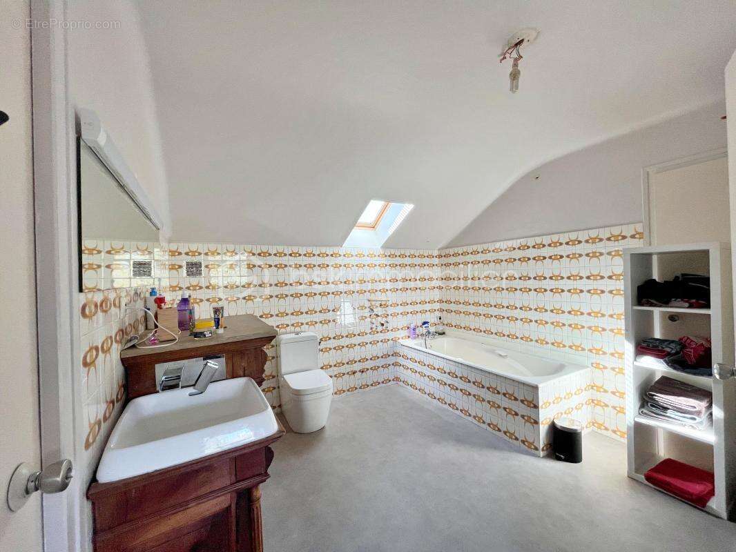 Maison à SAINT-BALDOPH