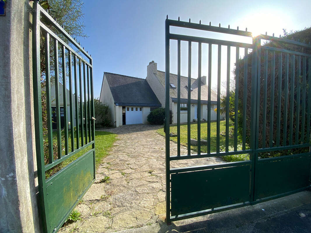 Maison à PLOUESCAT