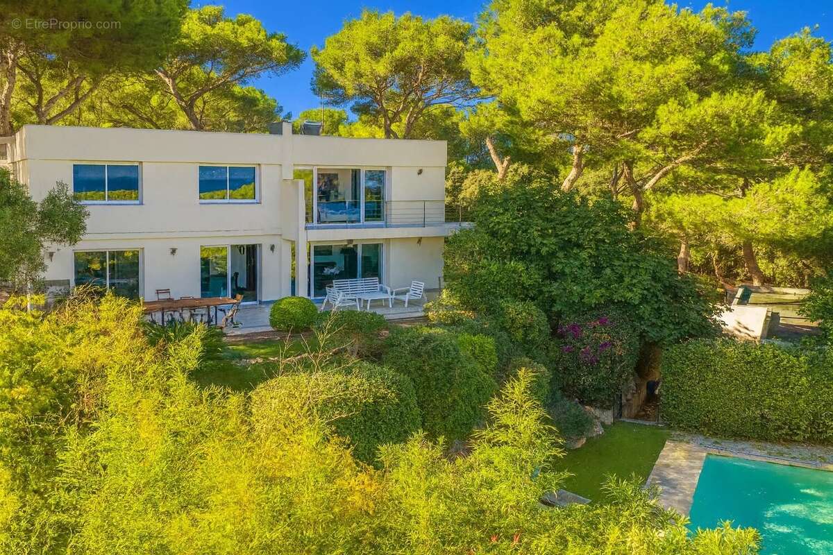 Maison à HYERES