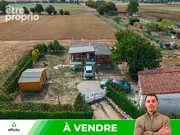 Maison à LES ADJOTS