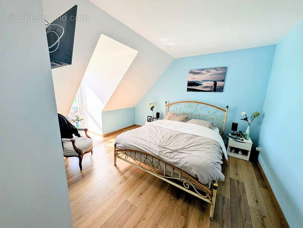 Maison à HORNOY-LE-BOURG