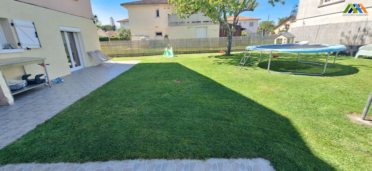 Maison 170 m² à Seissan  - photo 8