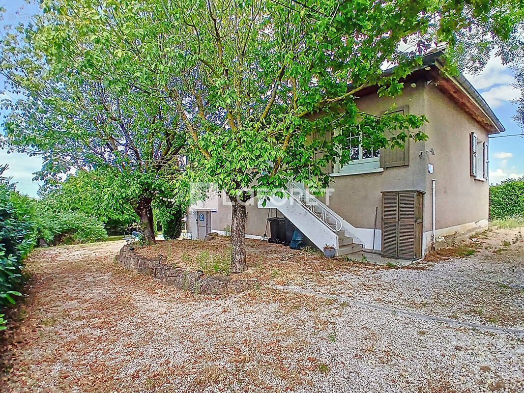 Maison à BELLEVILLE