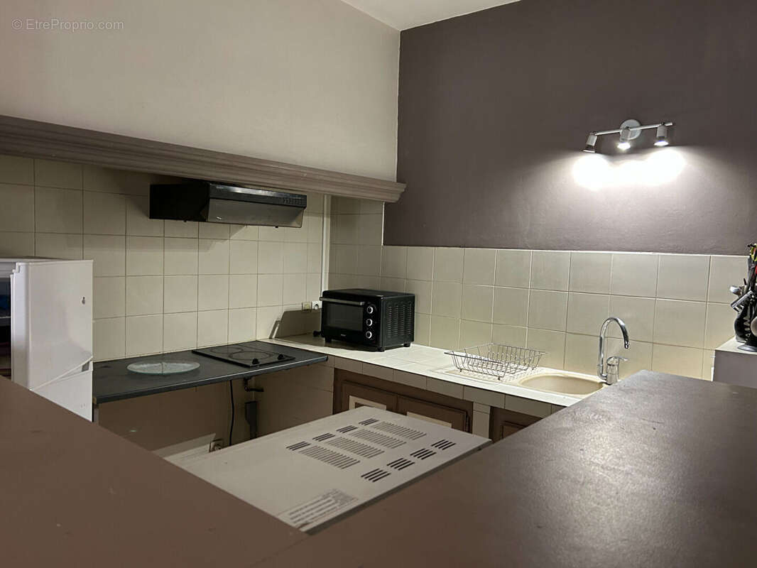 Appartement 2 pièces à vendre récemment rénové quartier du Palais de Justice - photo 9