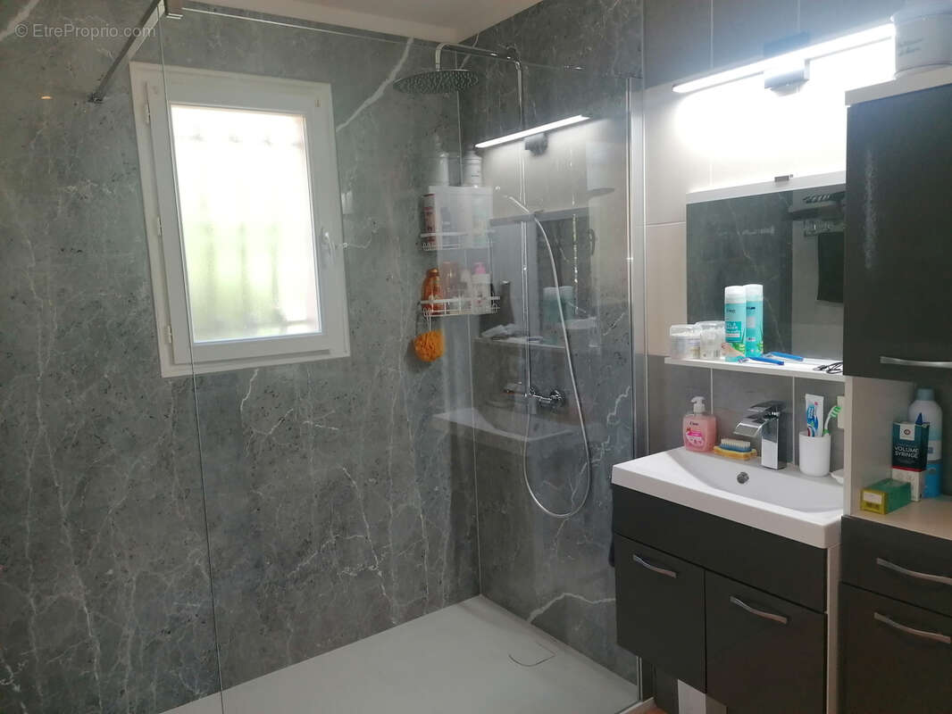 Maison à VILLEVEYRAC