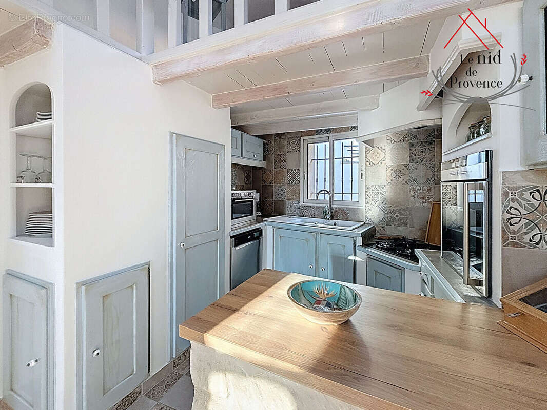 Maison à PERNES-LES-FONTAINES