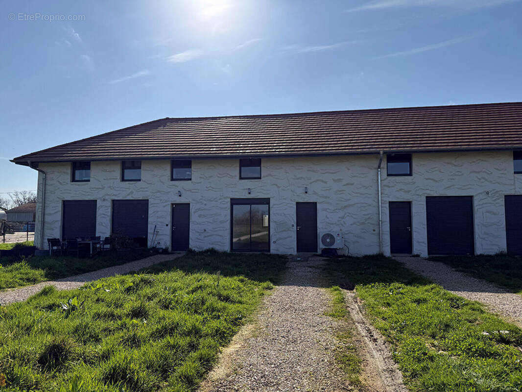 Appartement à CHATILLON-SUR-CHALARONNE