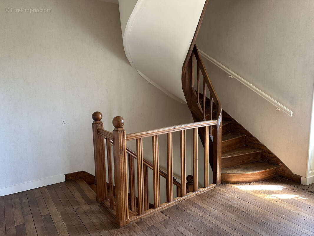 Maison à LIGNIERES-SONNEVILLE