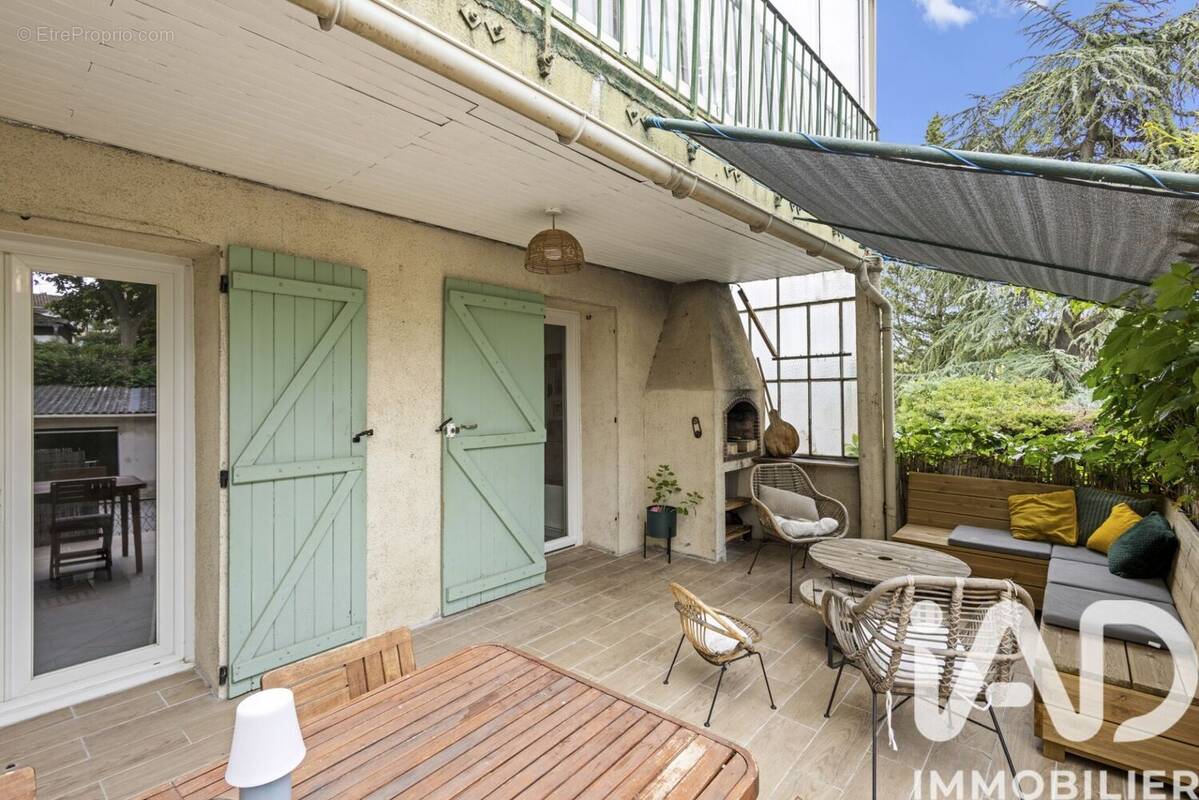 Photo 1 - Maison à GREASQUE