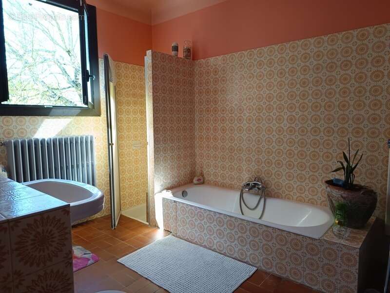 Maison à SARRAGACHIES