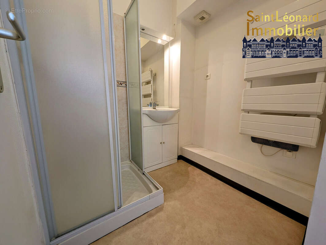 Appartement à FOUGERES