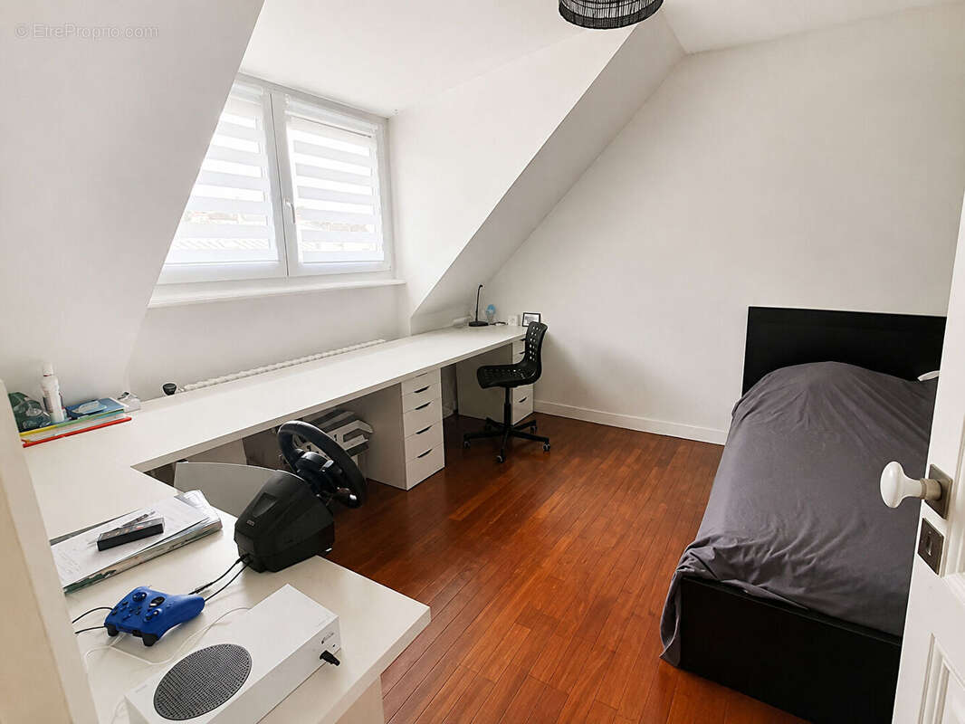 Brest ? Quatre Moulins : Élégante maison des années 30 de 150 m² habitables en parfait état - photo 10