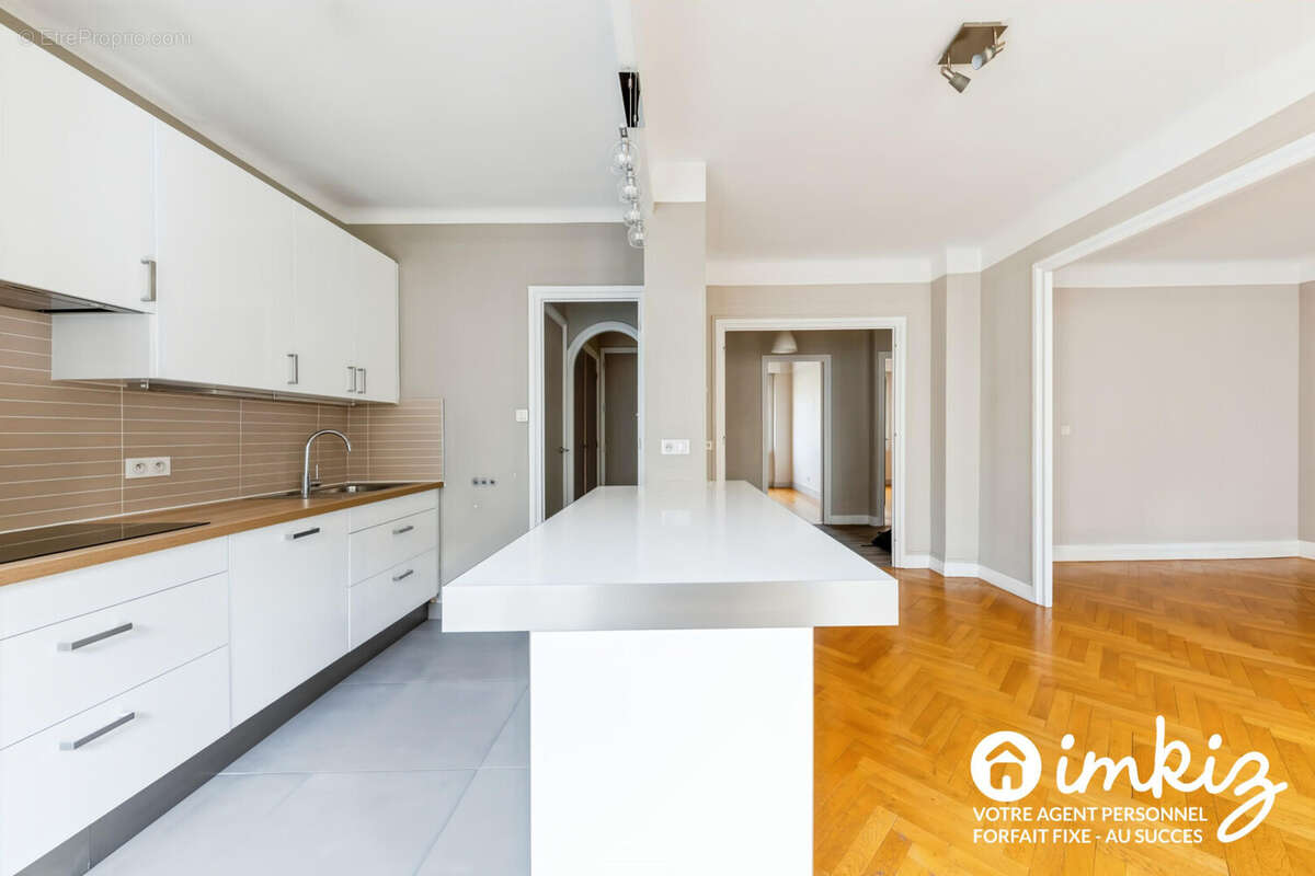 Appartement à LYON-6E