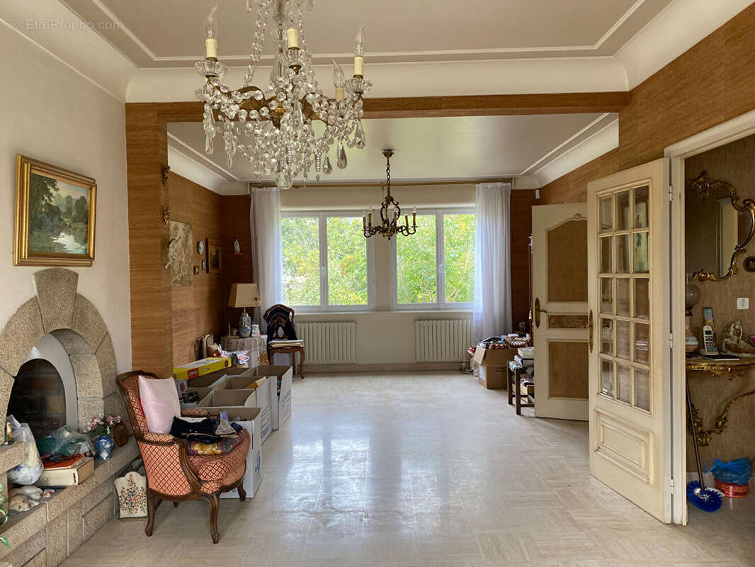 A vendre-Brest-Le Landais-Maison de Type 6- 144.74 m²-, 4 chambres+bureau - photo 3