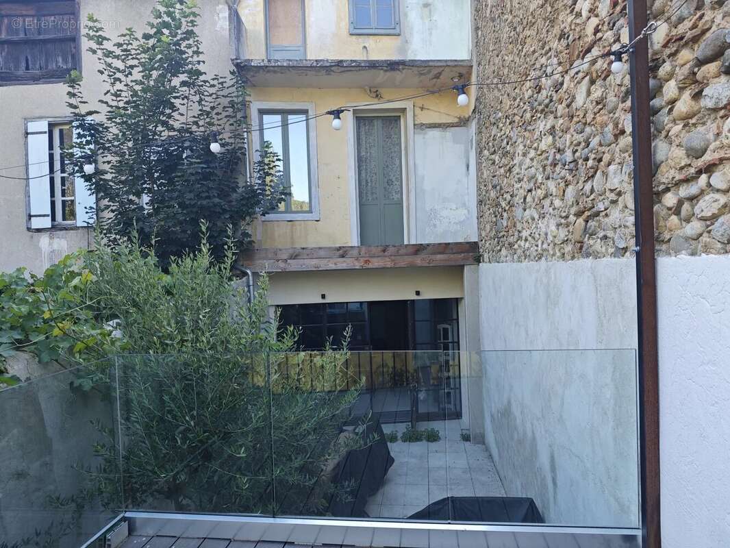 Maison à QUILLAN