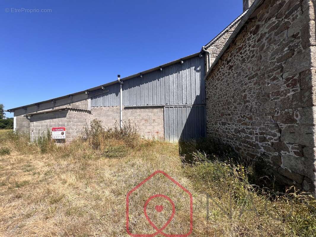 Maison à SAINT-LORMEL