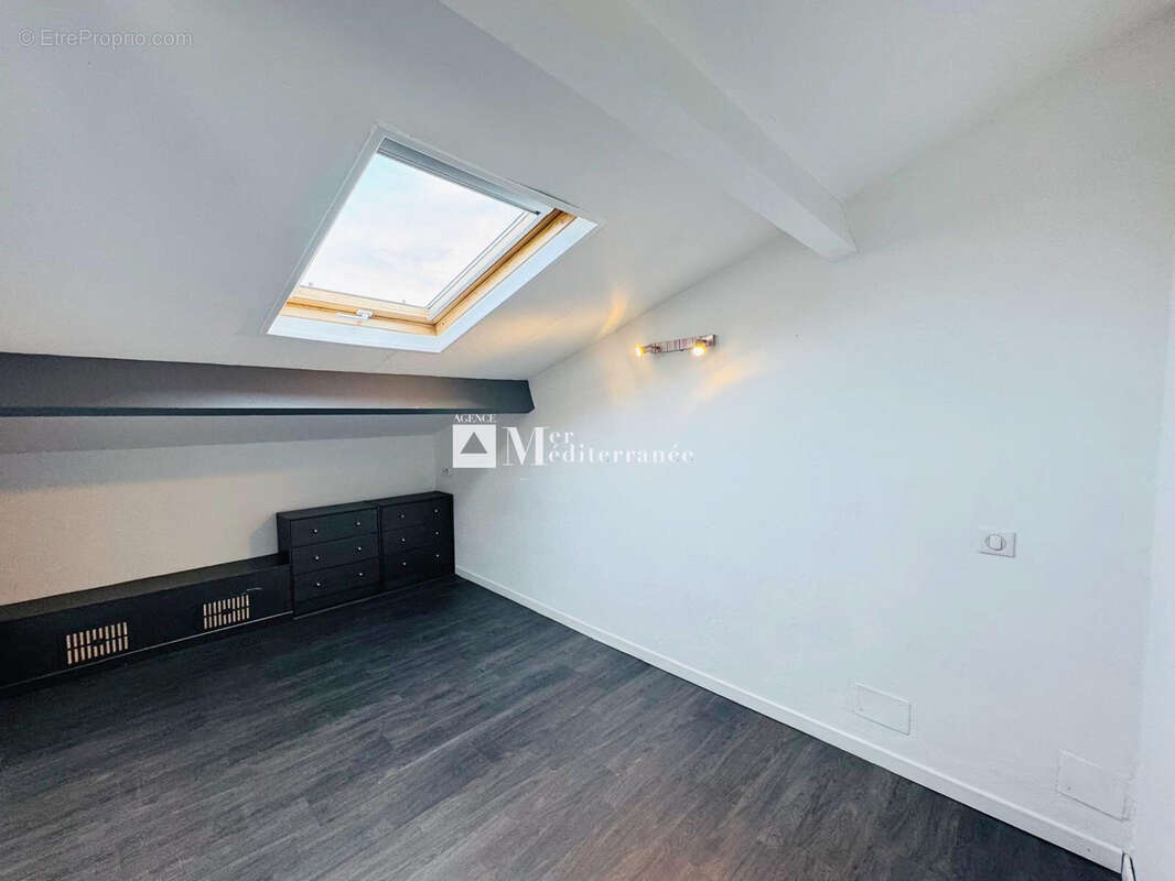 Appartement à COGOLIN