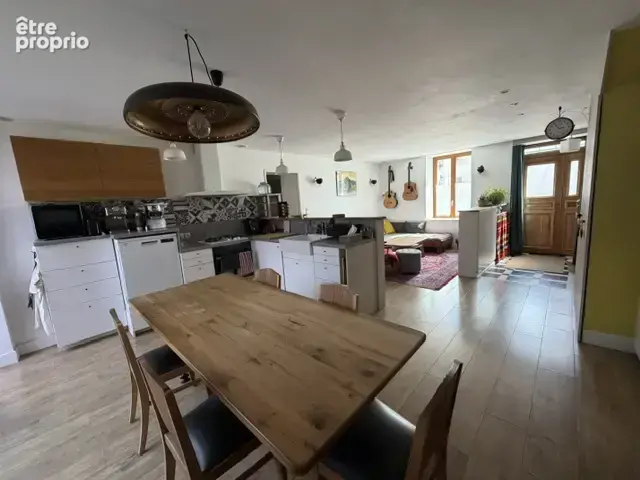 COMBRONDE Maison 4 chambres - photo 1